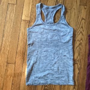Grey lulu lemon tank! Near new condition
